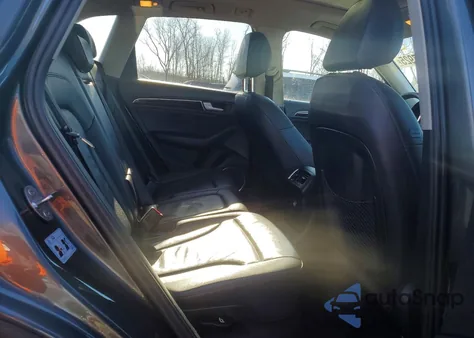 2015 Audi Q5 Premium Plus z USA, uszkodzony, nr VIN WA1LFAFP6FA064790